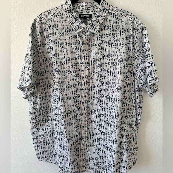 Express Shirt - Picture 2 of 4